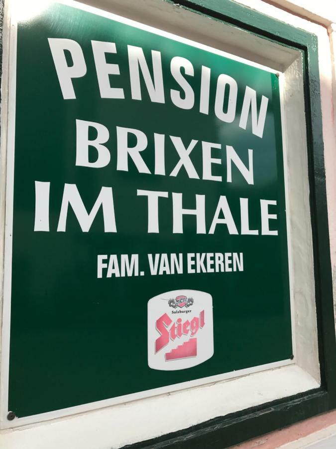 Pension Бріксен-ім-Тале Екстер'єр фото